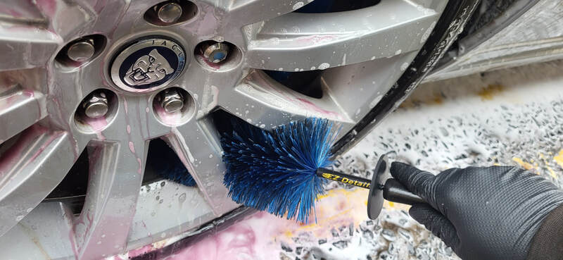 Exterior Car Detailing in Paisley Near Glasgow